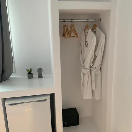 Chill Out Studio Apartment