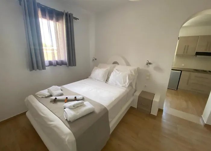 Chill Out Mykonos Town